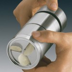 twist_garlic_slicer Twist Top Garlic Slicer