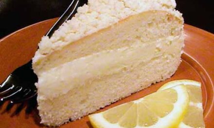 Olive Garden Lemon Cream Cake