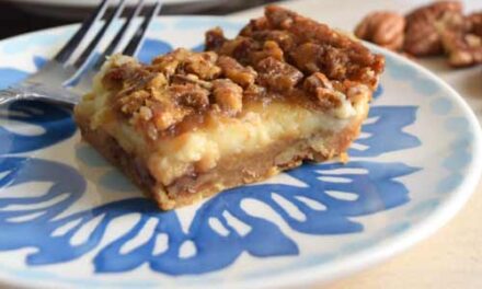 Pecan Cheesecake Squares